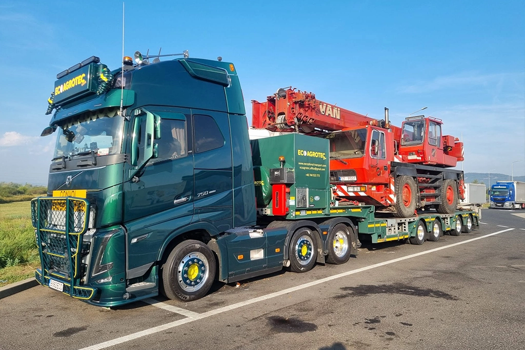 Transport exceptional - agabaritic făcut de Ecoagrotec